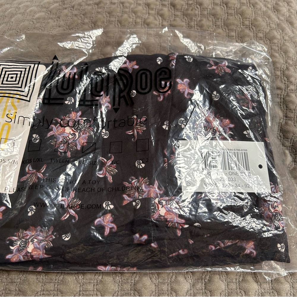 LuLaRoe Disney Ursula Black and Purple Leggings One Size